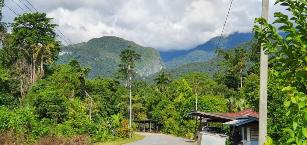 Mulu Homestay 外观 照片