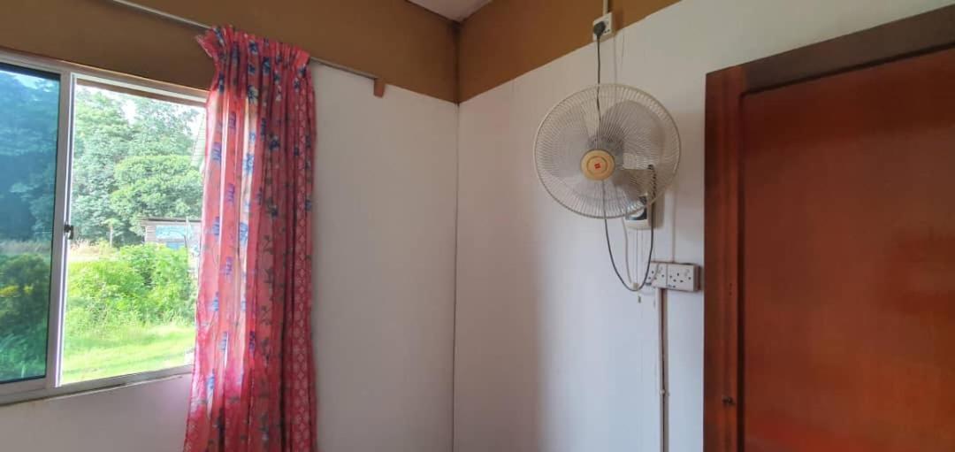 Mulu Homestay 外观 照片